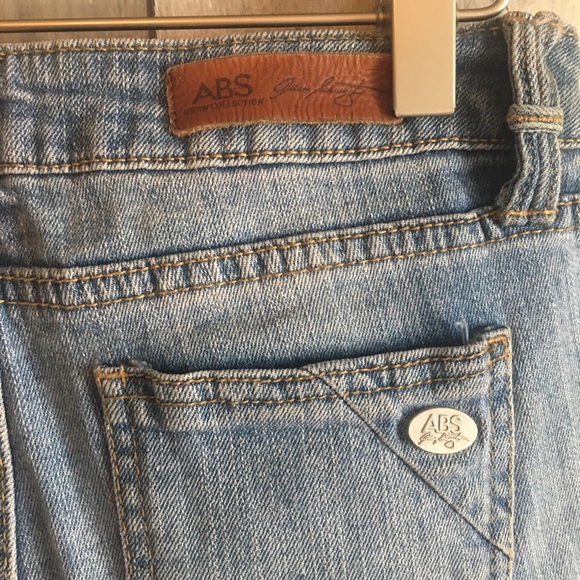 ABS Light Washed - Distressed Jeans - Picture 4 of 6
